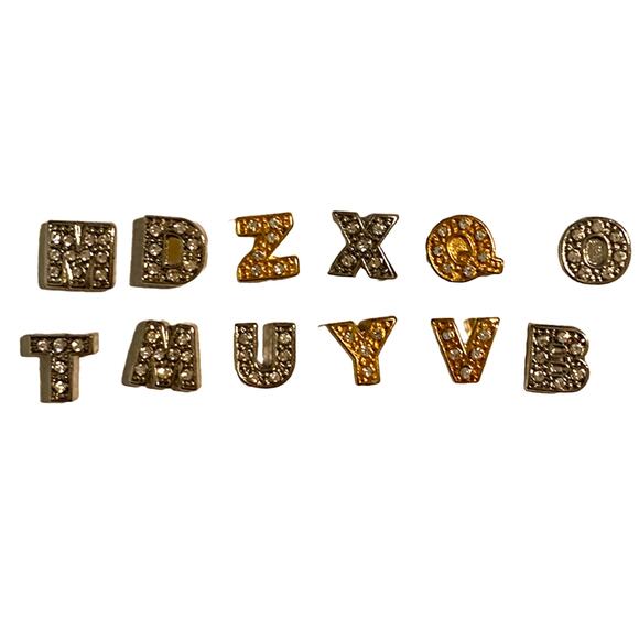 Lot 100+ Floating Locket Jewelry Charms Gold Silver Alphabet Initials Letters - Picture 11 of 12